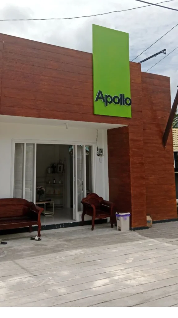 Layanan Parkir Luas di Wisma Apollo